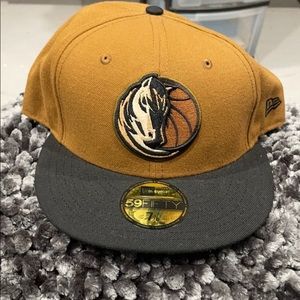 Dallas Mavericks Fitted Cap 7 7/8